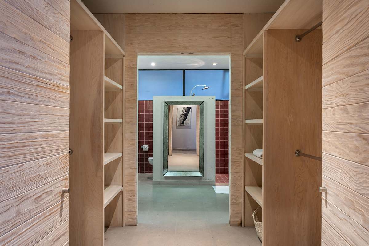 The Glasshouse — Contemporary 5BR w/Pool & Rooftop 13
