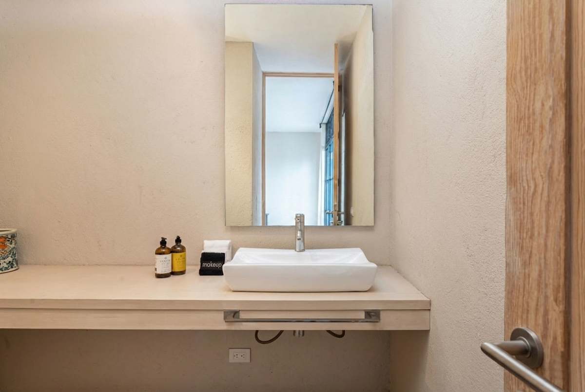 The Glasshouse — Contemporary 5BR w/Pool & Rooftop 38