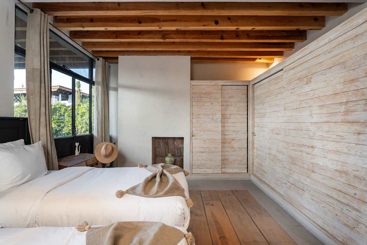 The Glasshouse — Contemporary 5BR w/Pool & Rooftop 40