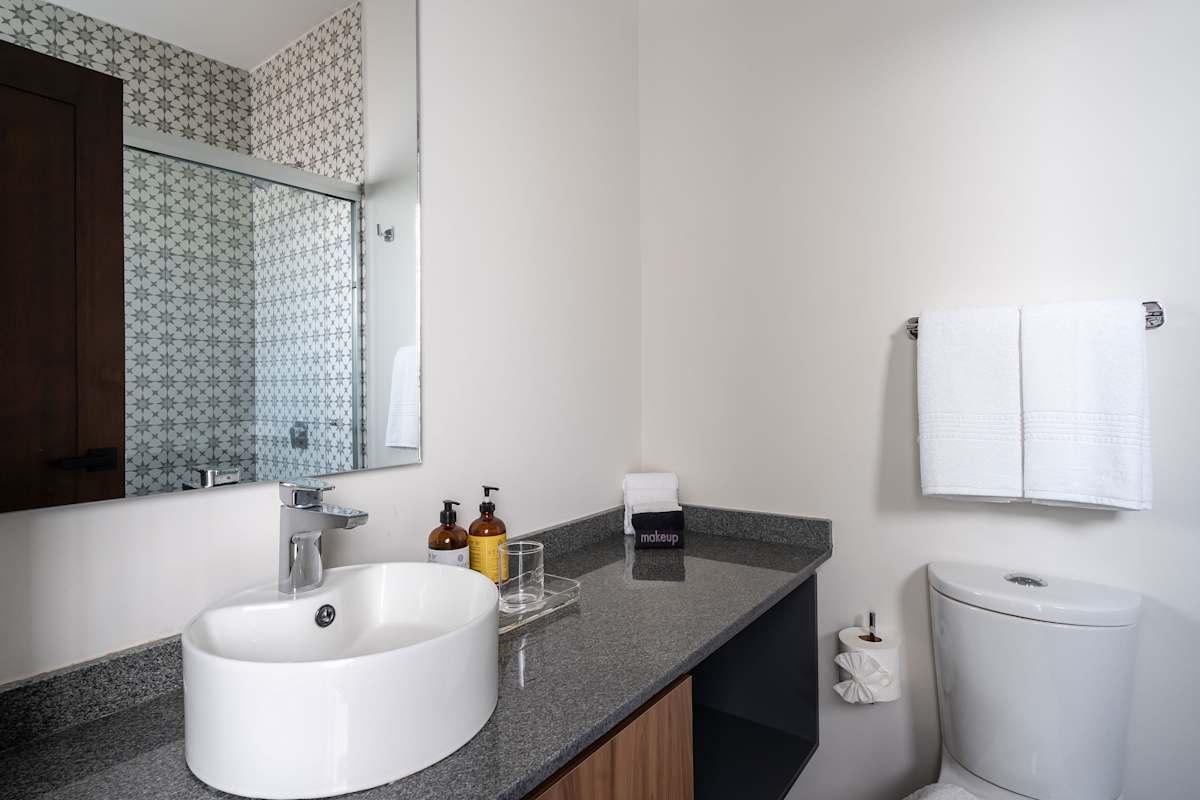 Penthouse Allende, Modern Stay w/ Private Terrace · photo 10