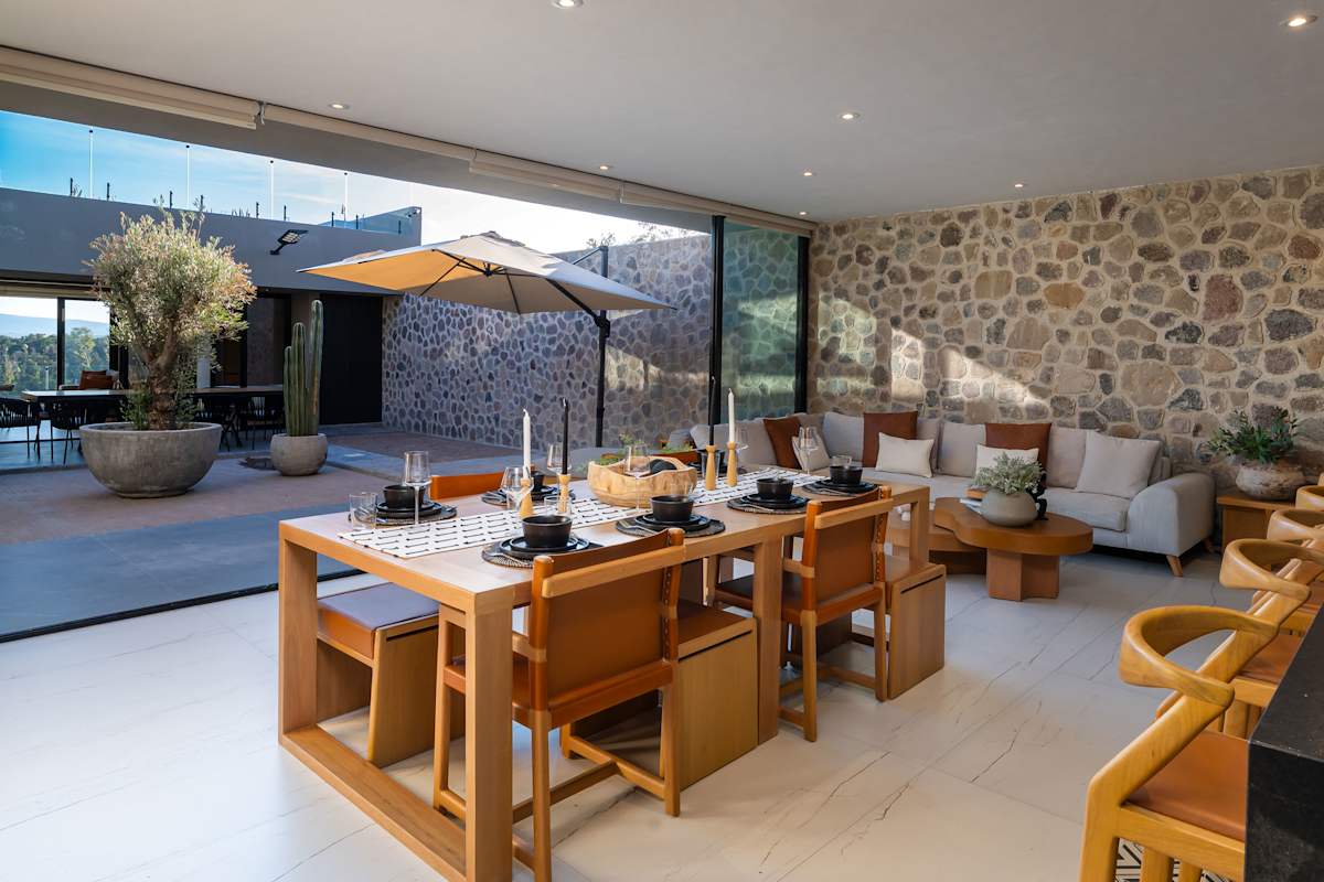 Casa Malanquín, Modern 4BR Home in Golf Community 2