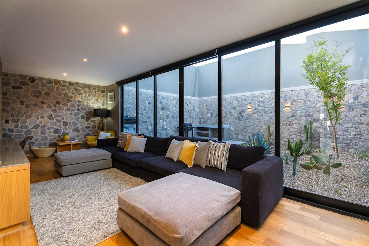 Casa Malanquín, Modern 4BR Home in Golf Community 12