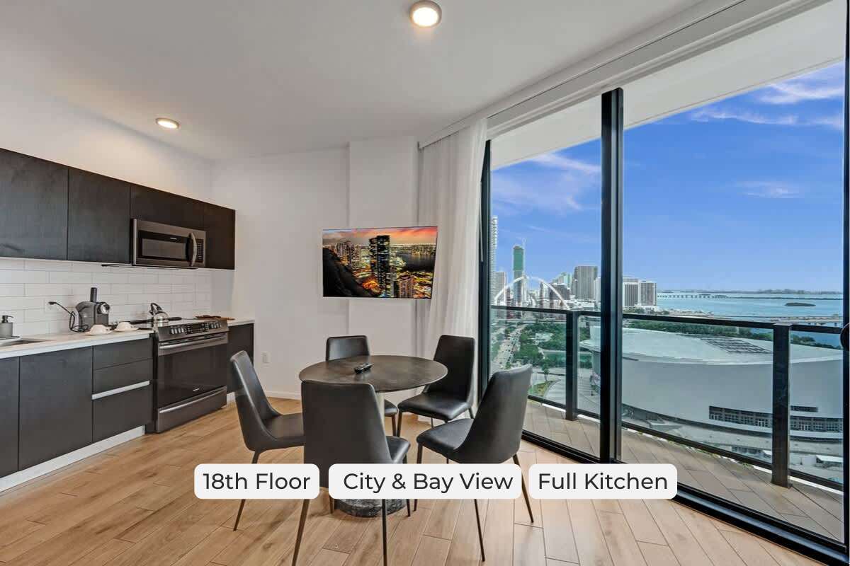 Spacious Miami 3BR w/ City & Bay Views