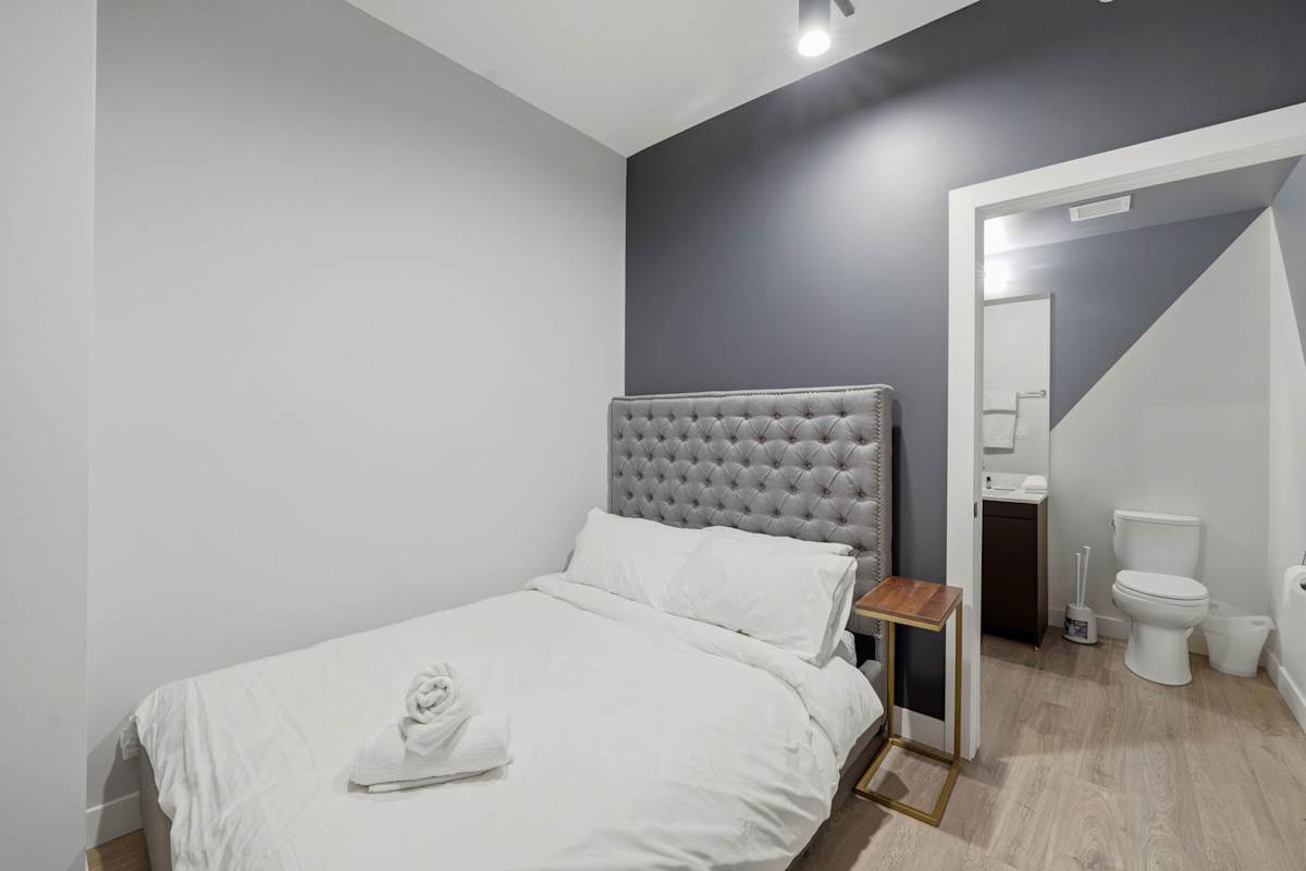 Four-bedroom, 9th floor, photo 20 of 41