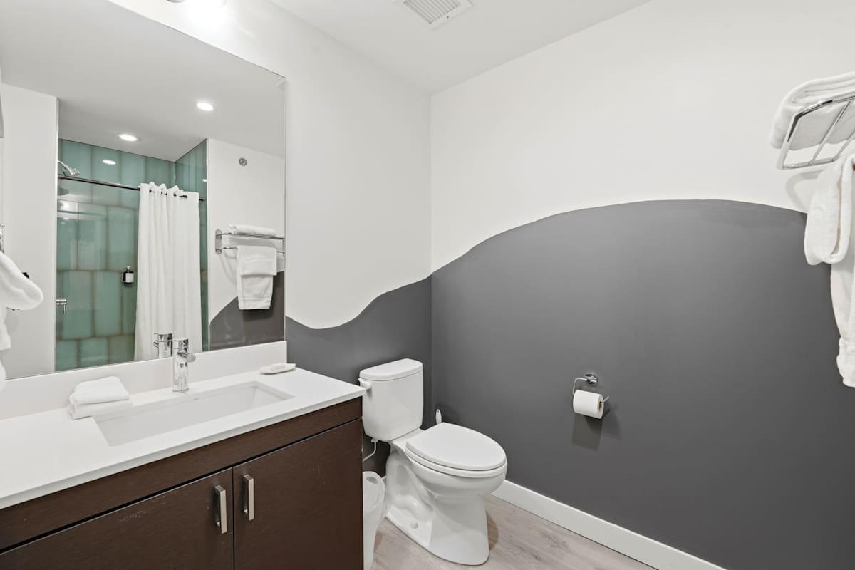 Four-bedroom, 9th floor, photo 12 of 41
