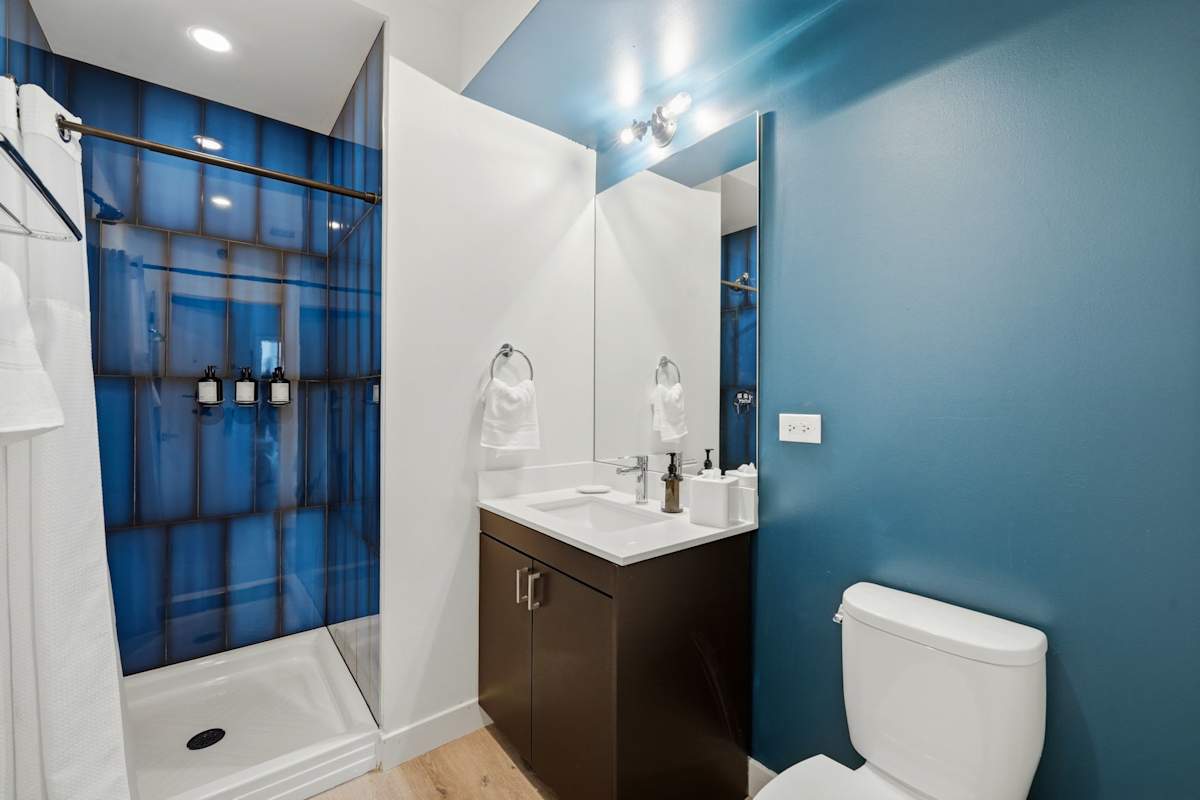 Three-bedroom, 5th floor, photo 4 of 36