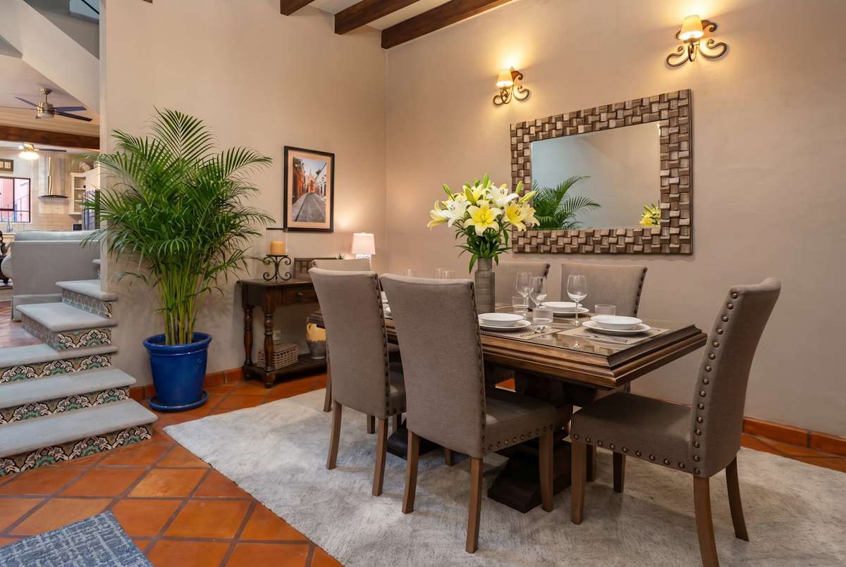 Casa Mimosa, 3BR Retreat with Rooftop & City Views 8