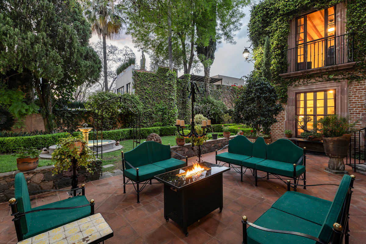 Casa Inspiración, 6BR Grand Estate w/ Lush Gardens · photo 36