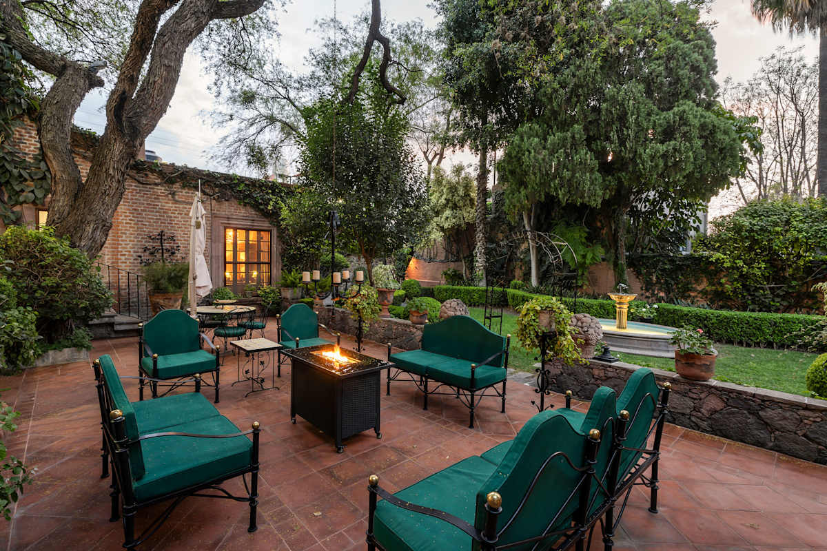 Casa Inspiración, 6BR Grand Estate w/ Lush Gardens · photo 35