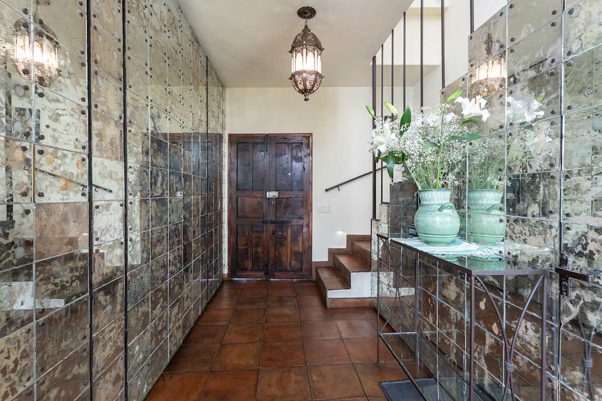 Casa Laura, Architectural Gem w/ Rooftop Views 3