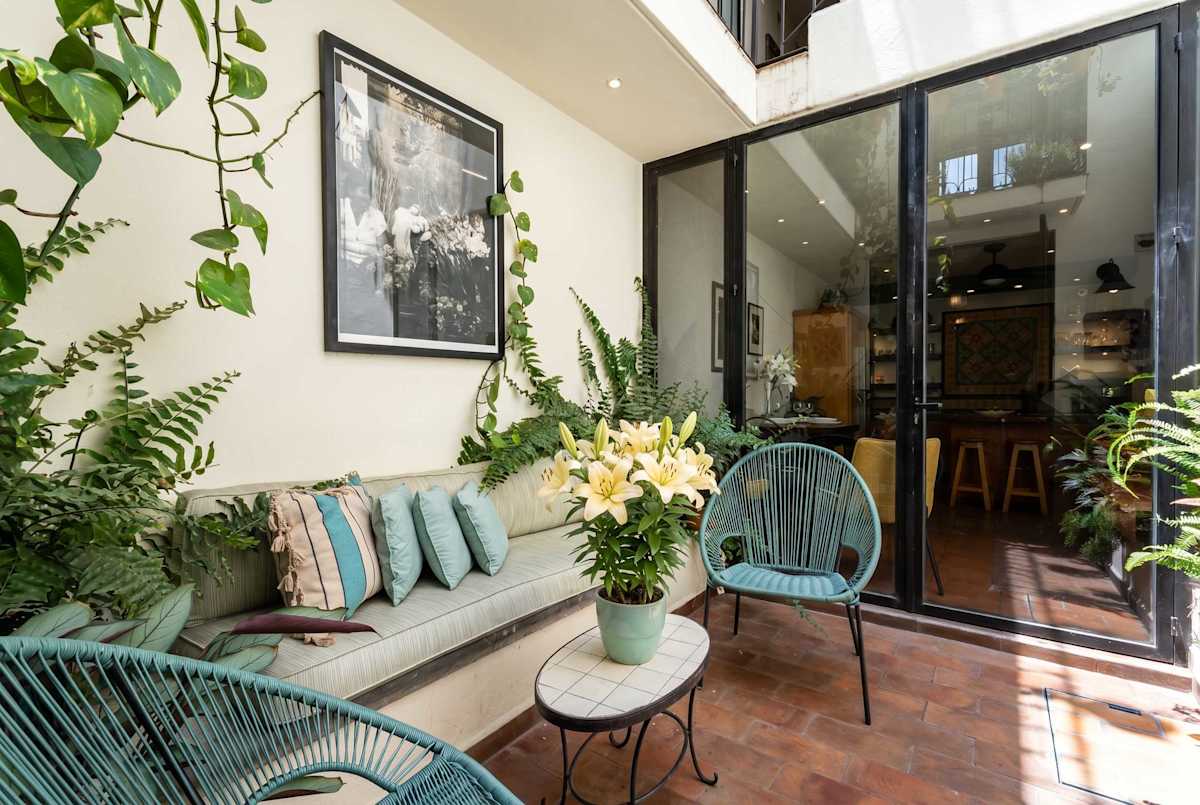 Casa Laura, Architectural Gem w/ Rooftop Views 10
