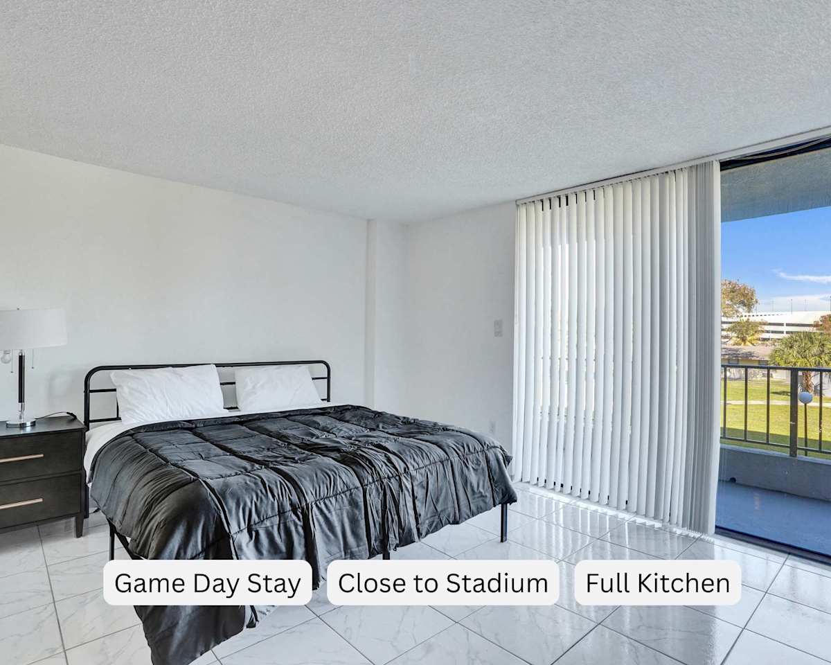 Park Towers Studio Near Hard Rock Stadium