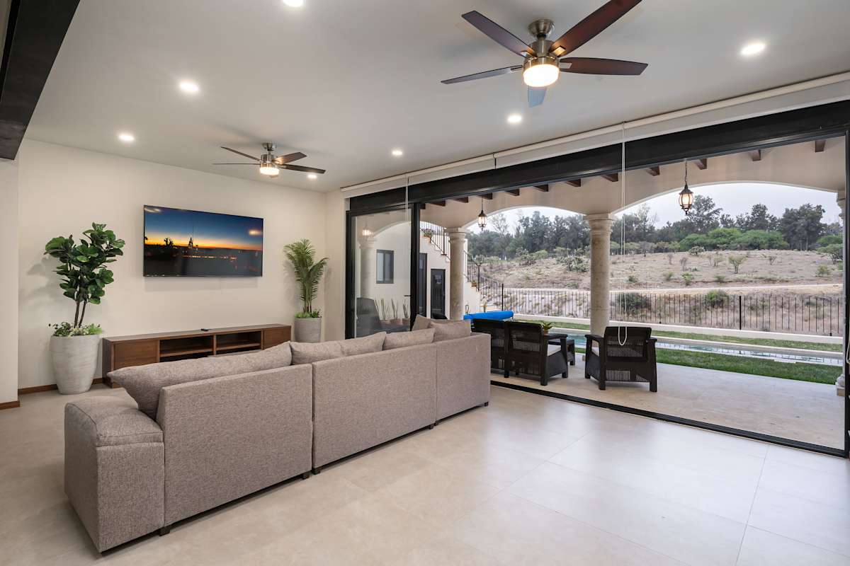 Malanquin Golf Community, 4BR Modern Home w/ Pool 15