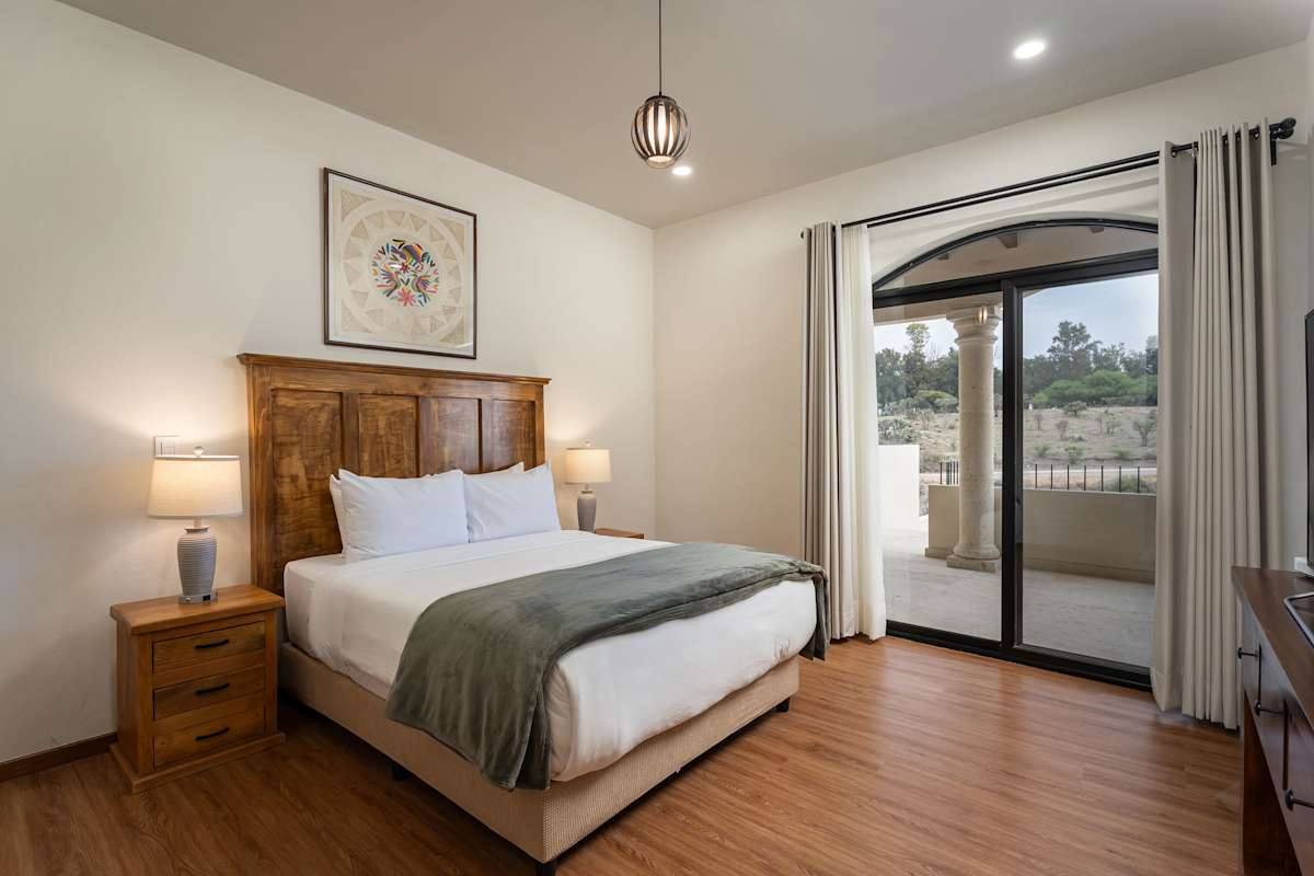 Malanquin Golf Community, 4BR Modern Home w/ Pool 17