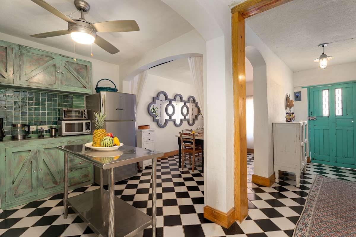 The Bird House, 2BR Artistic Retreat for Creatives · photo 10