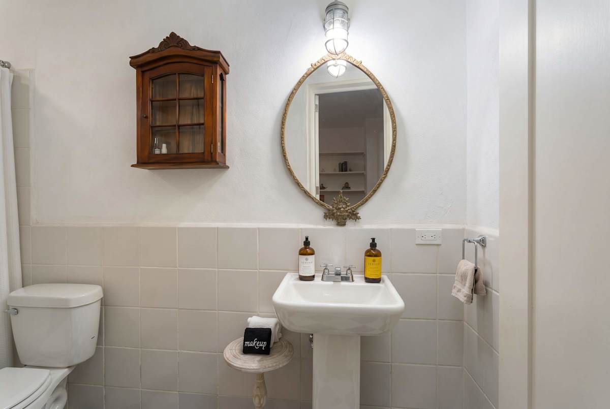 The Bird House, 2BR Artistic Retreat for Creatives · photo 23