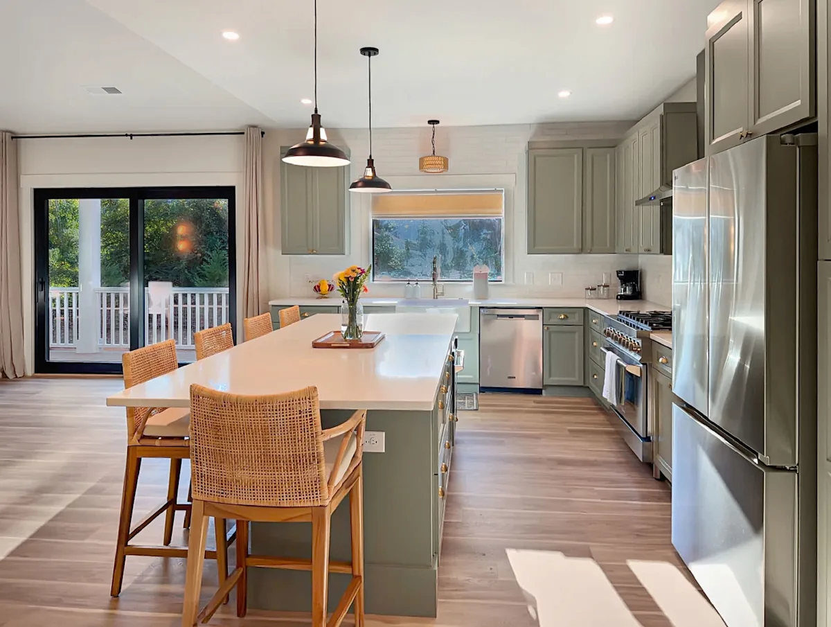 The Live Oak by Low Country Rentals — photo 21 of 60