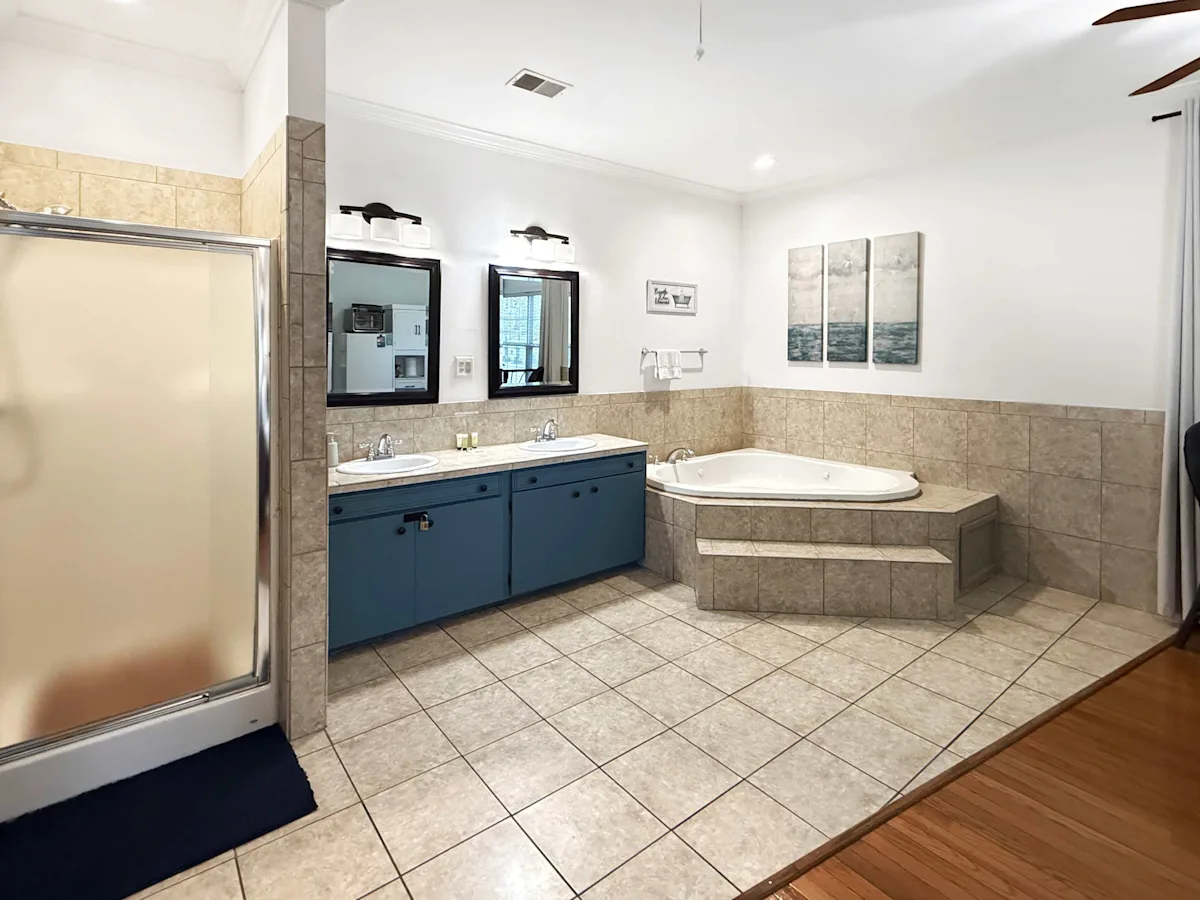 The Live Oak by Low Country Rentals — photo 13 of 60