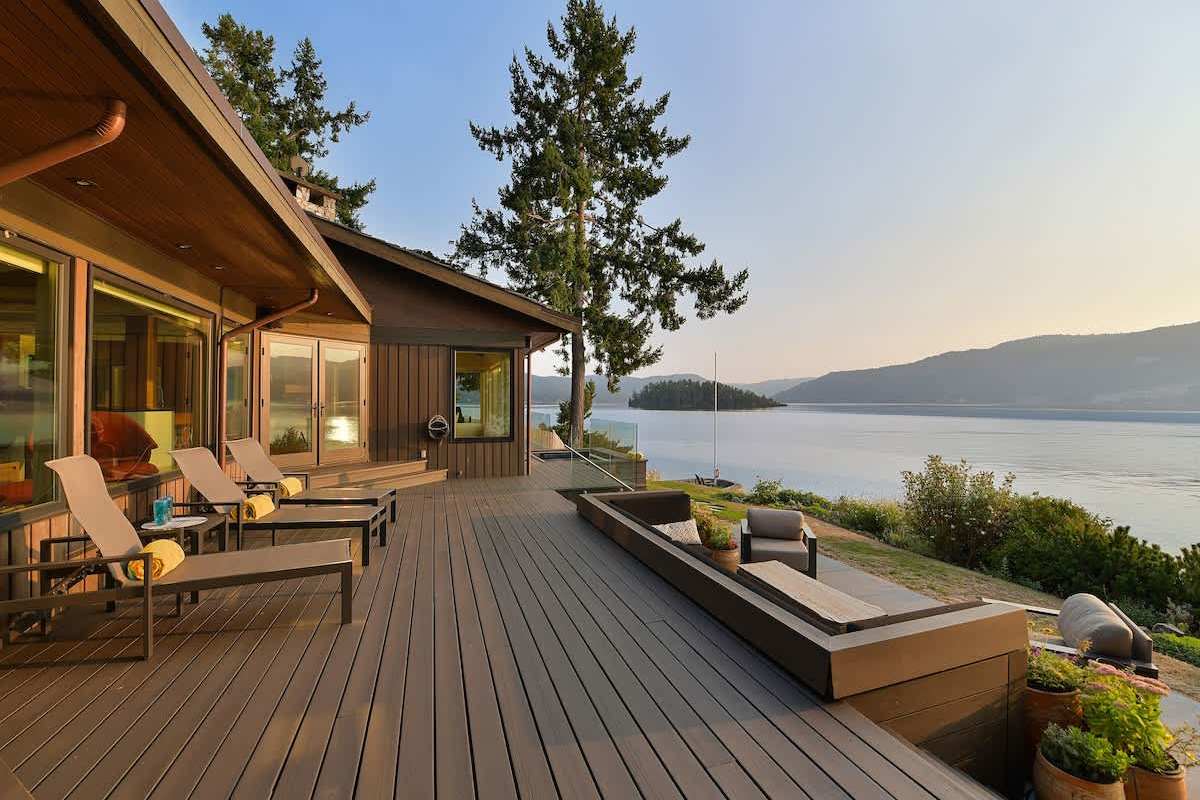 Island Luxury Oceanside Estate living at its finest.