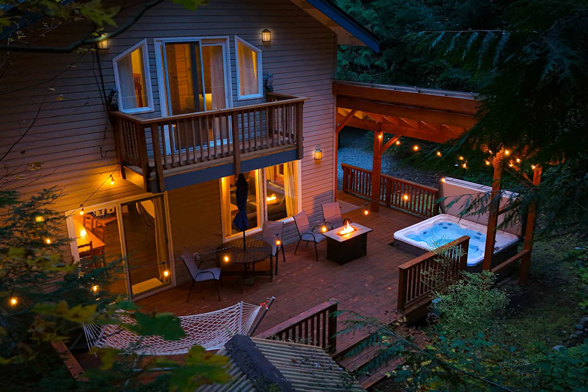 Bel Chalet | Hot Tub, Gas Fireplace, Sleeps 6, photo 1 of 38