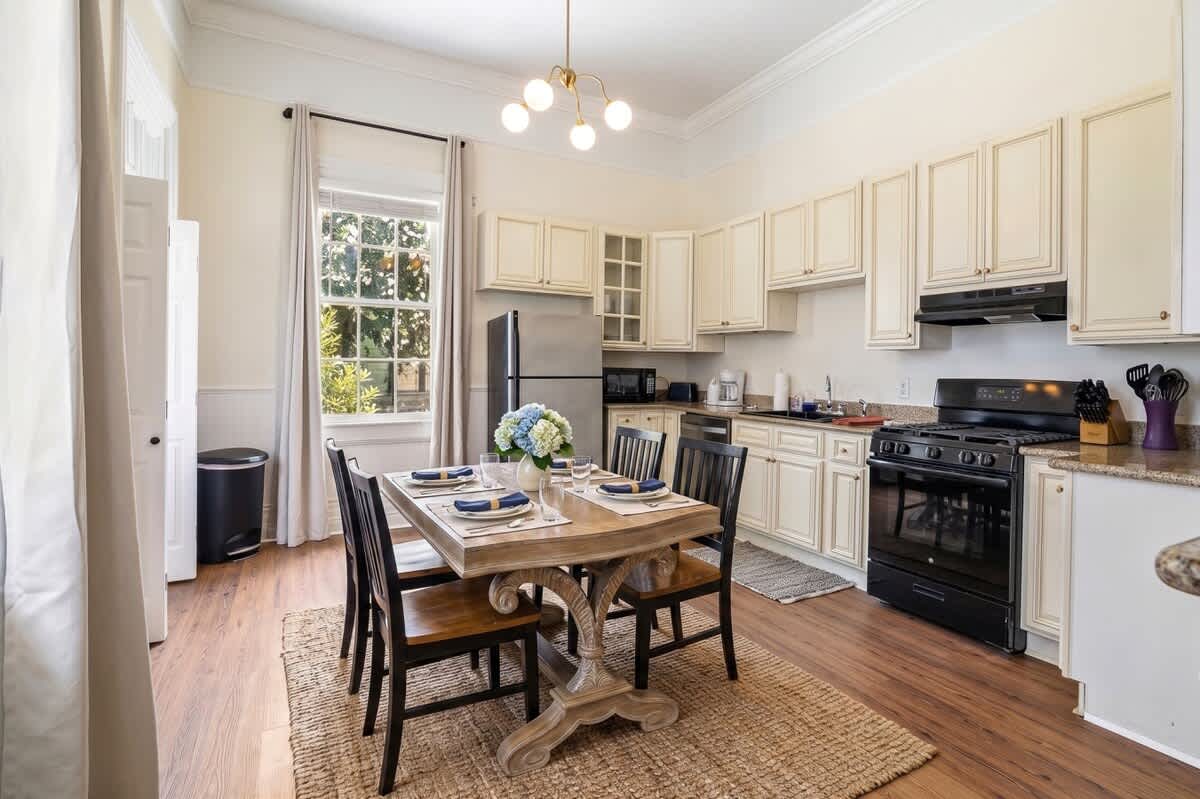 Dumaine Historic Gem - Front House — 1527-kitchen_dining_web