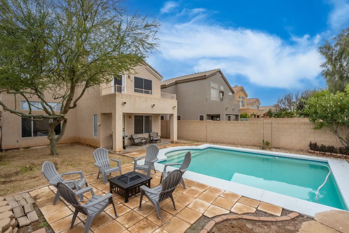 City Escape in Goodyear w/ Pool