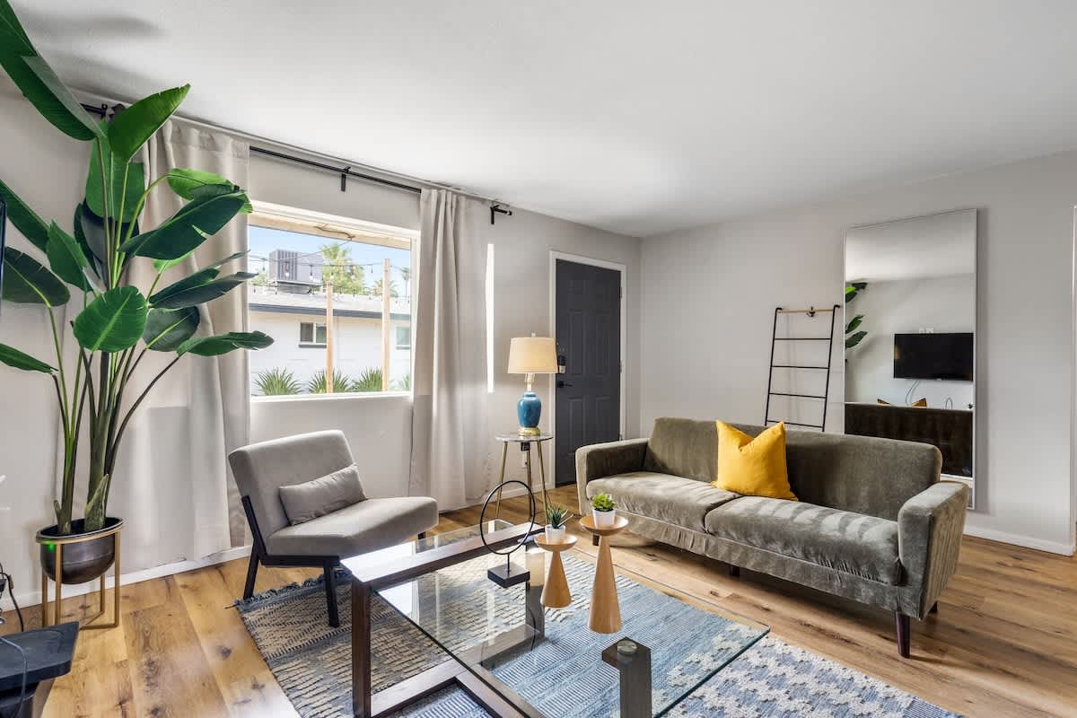 Fashion Square Apt5 · SWVillage · Scottsdale · 8Plex