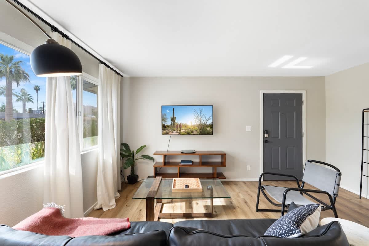 Fashion Square Apt7 · SWVillage · Scottsdale · 8Plex