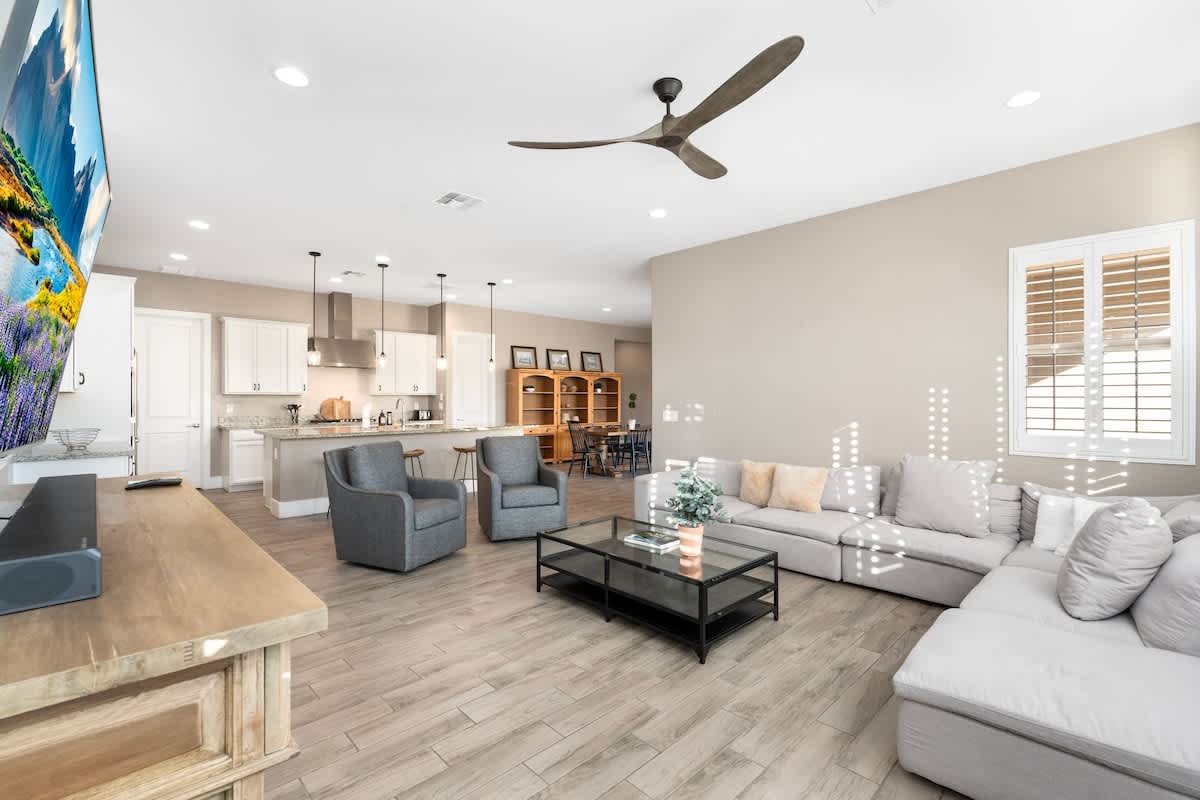 Casa Superstition · East Queen Creek's Charm