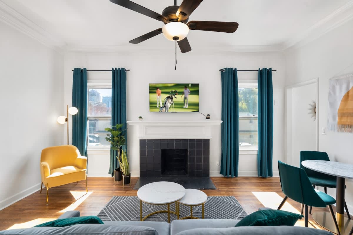 Modern Apartment in the Heart of Phoenix (8)