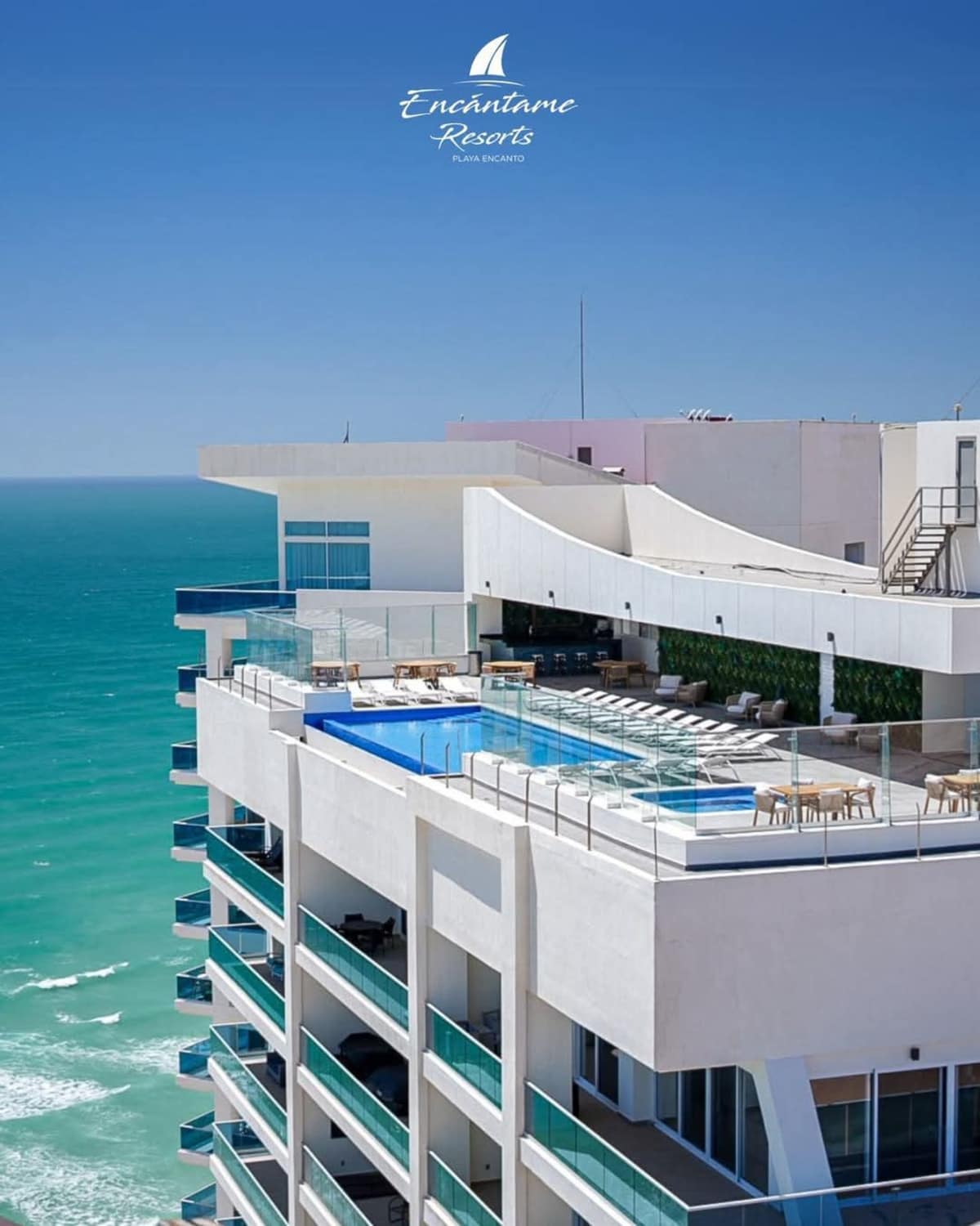 Encantame · 2BR · Rooftop Pool · LazyRiver · Pickleball