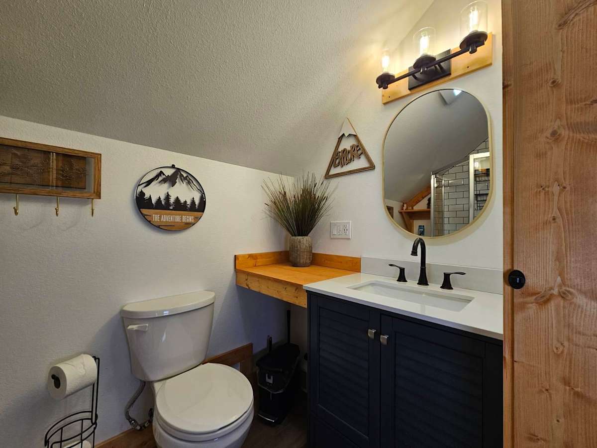 Cabin 8