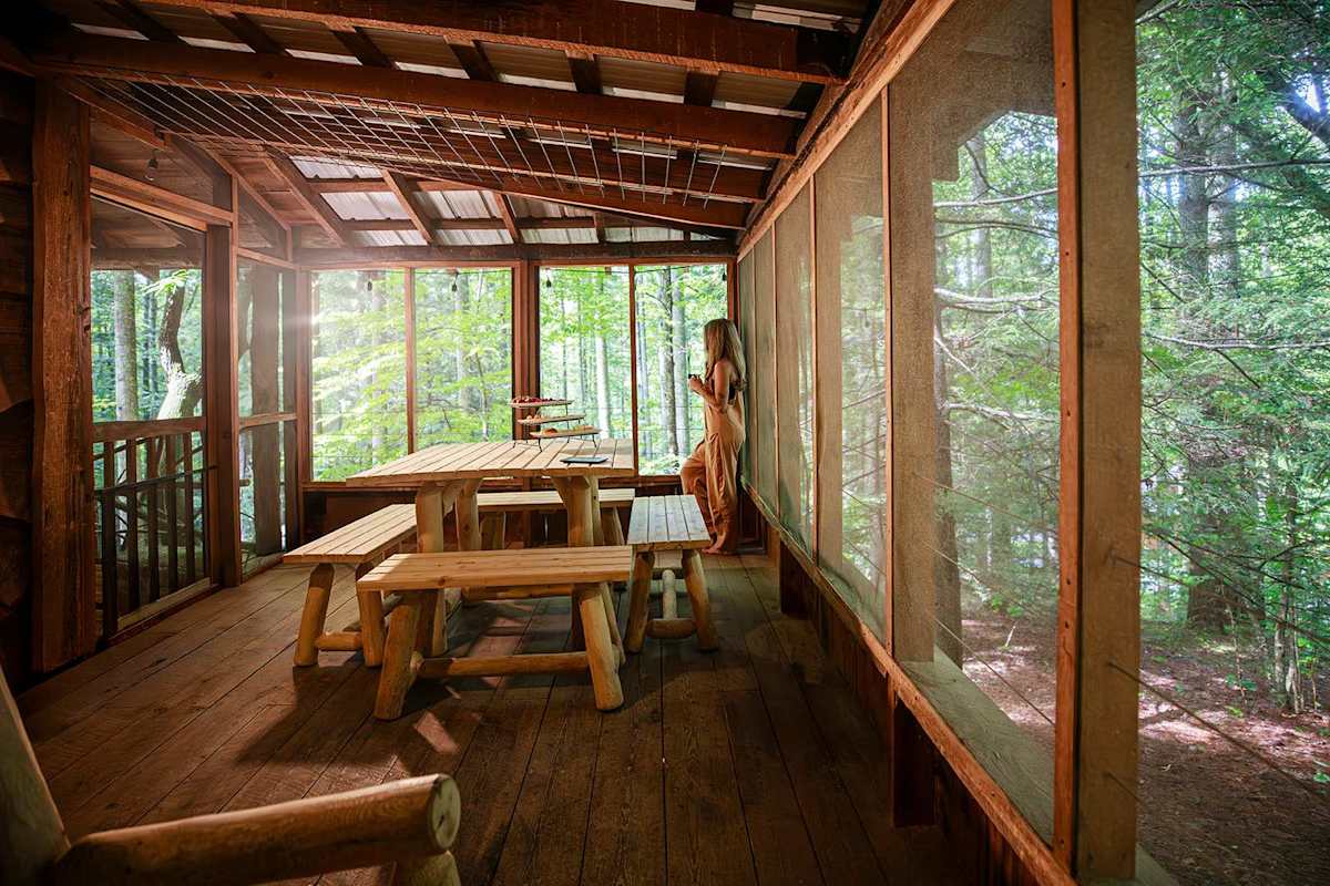 Lover's Nest photo 25