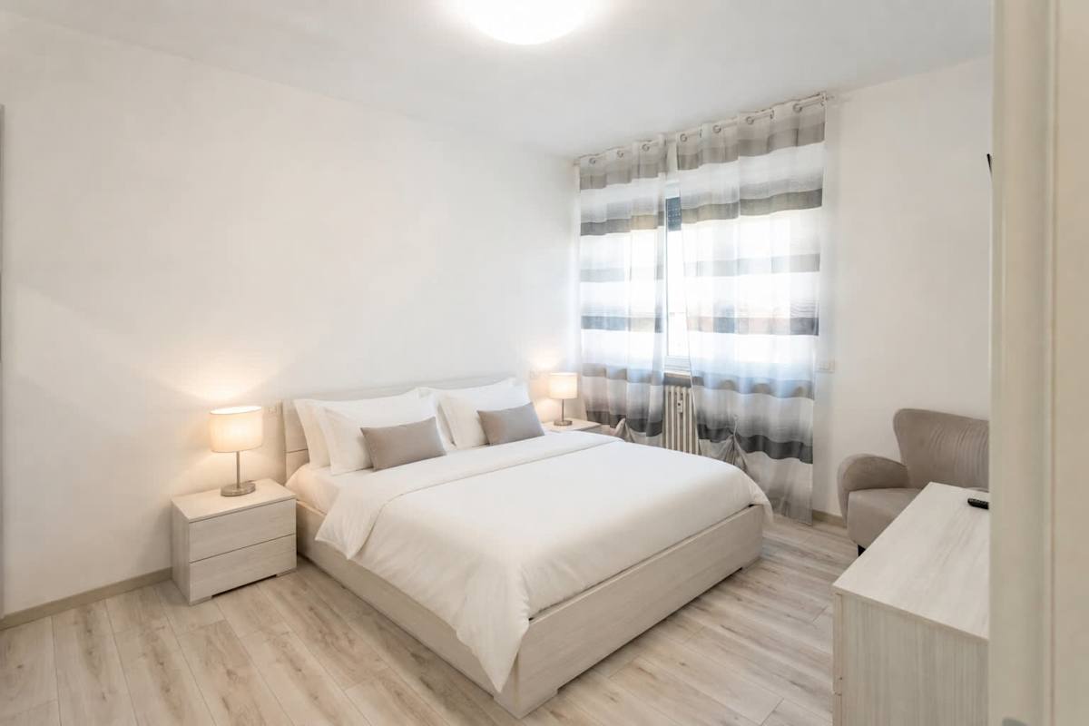 97 Panorama Suite — Novara