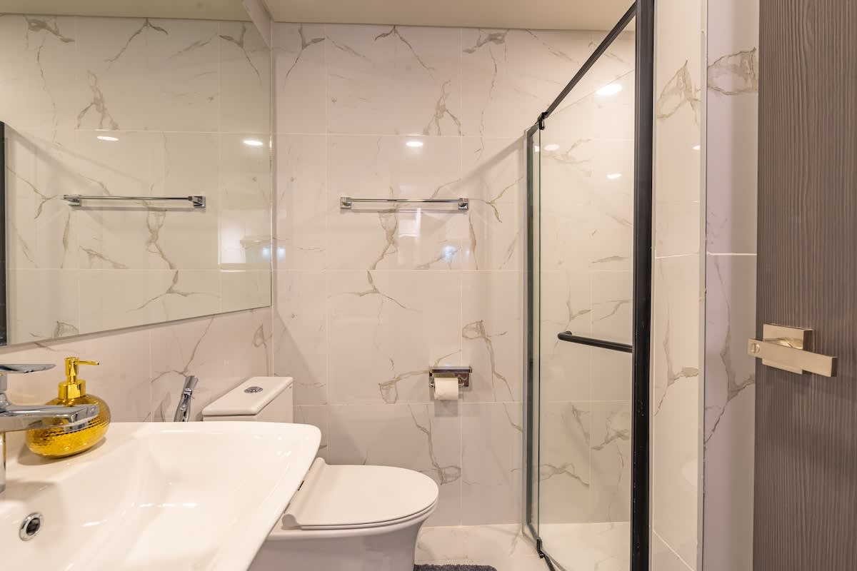 Stylish Downtown Studio · Ivory Residence, Davao City — photo 24