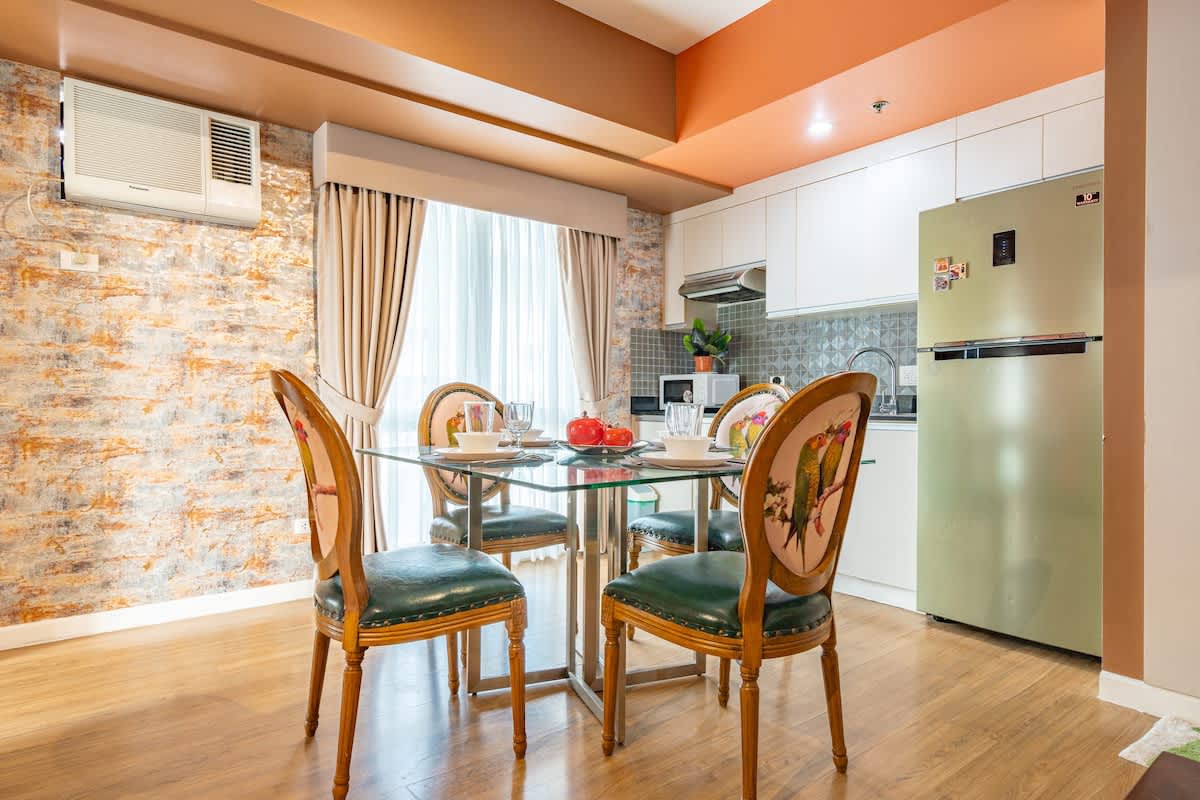 Sleek Downtown 1BR · Abreeza, Davao City — photo 14