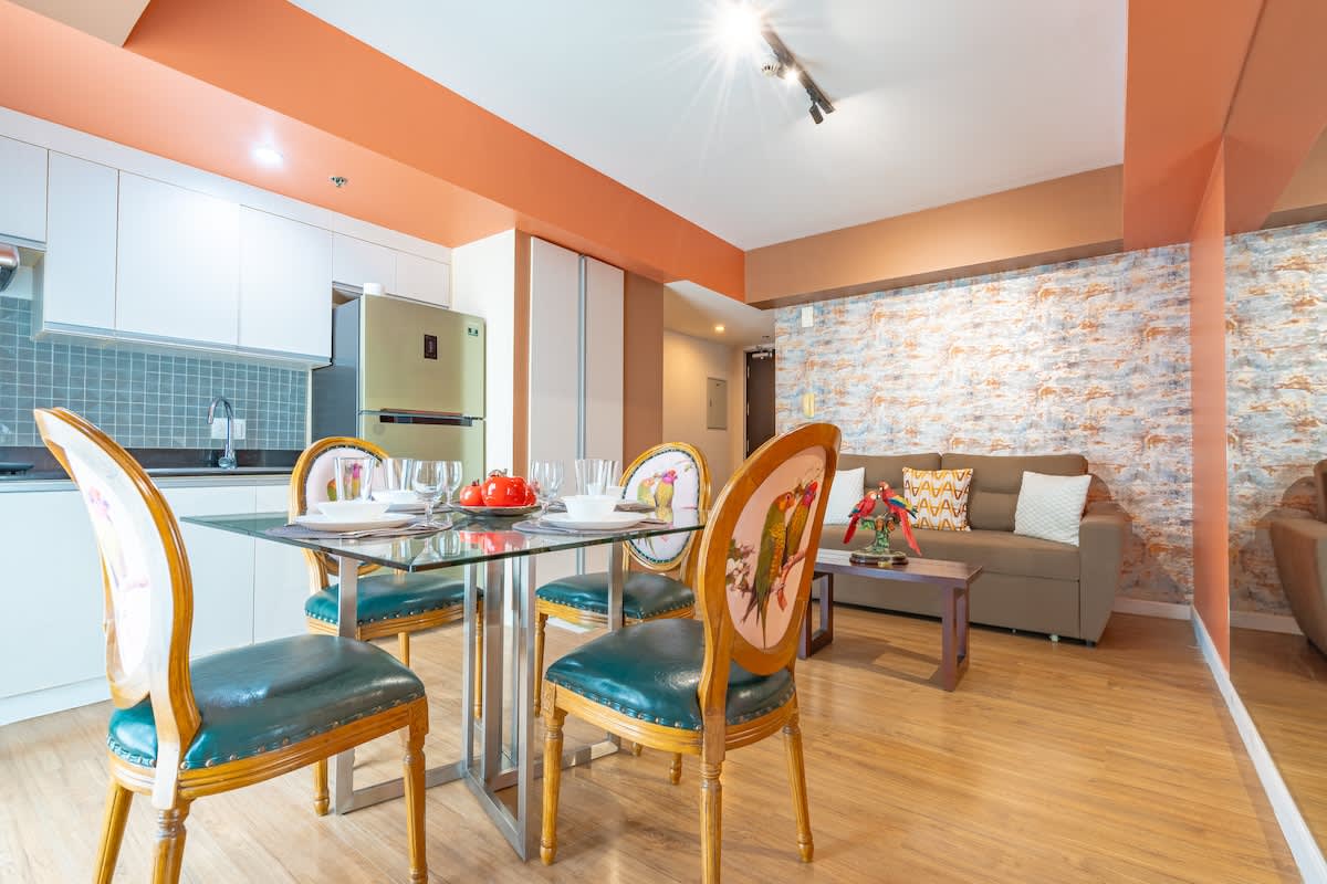 Sleek Downtown 1BR · Abreeza — serviced residence in Davao City