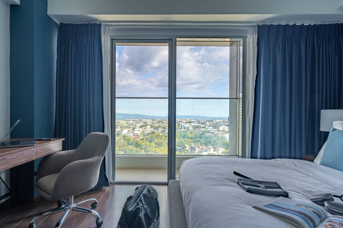 Airy 1BR with Ocean Views · Aeon Towers, Davao City — photo 12
