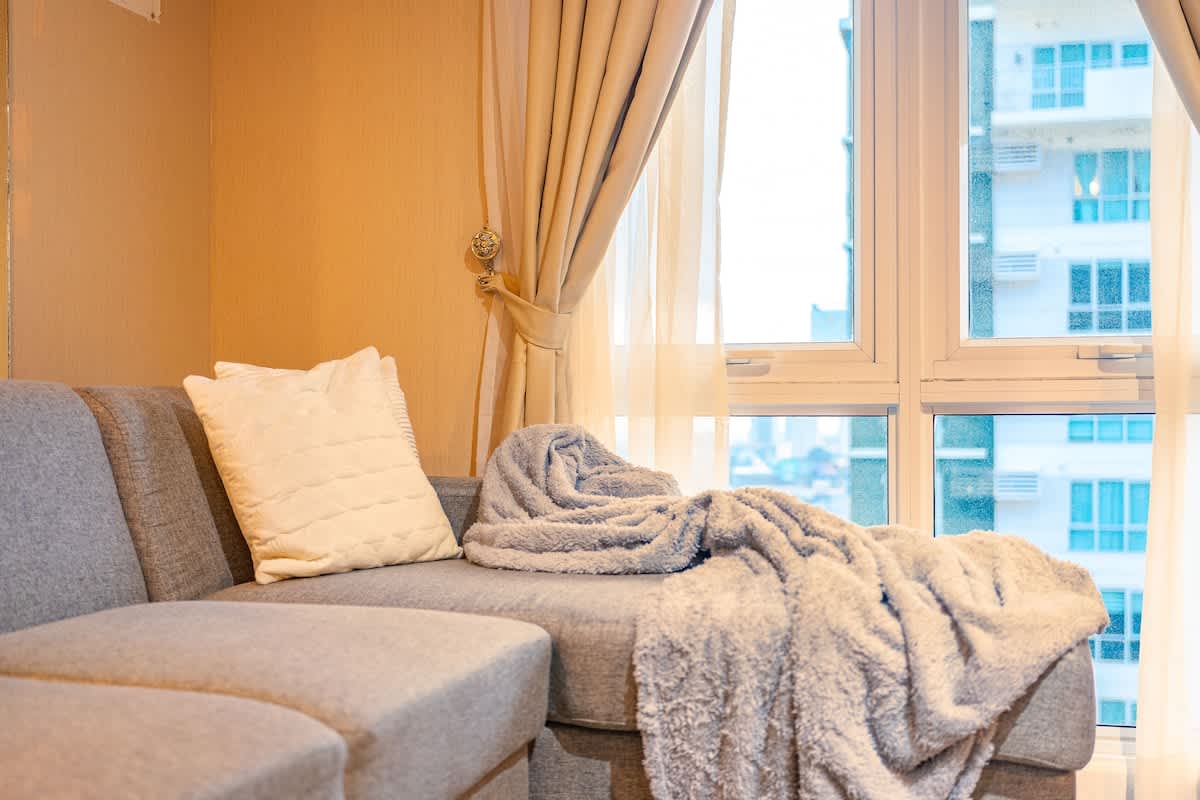 Spacious 2BR with Skyline Views · Abreeza, Davao City — photo 27