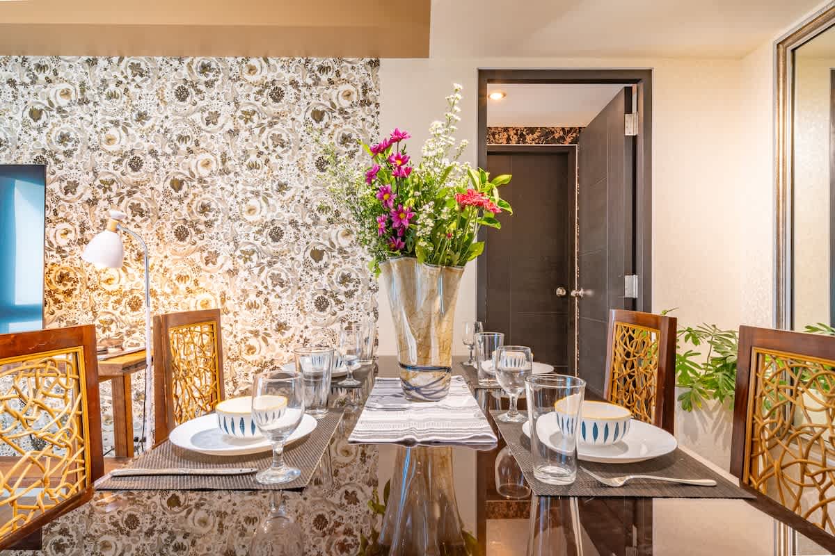 Spacious 2BR with Skyline Views · Abreeza, Davao City — photo 16