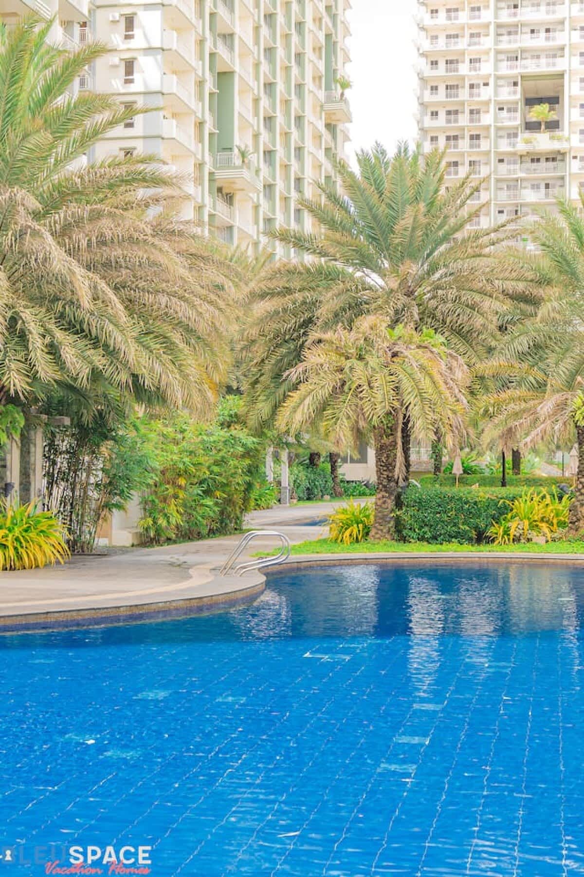 Elegant Tropical 2BR · Verdon Parc, Davao City — photo 11
