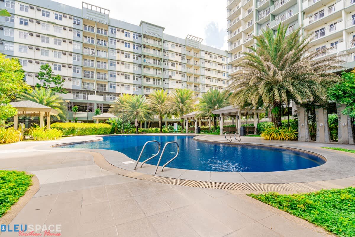 Elegant Tropical 2BR · Verdon Parc, Davao City — photo 3