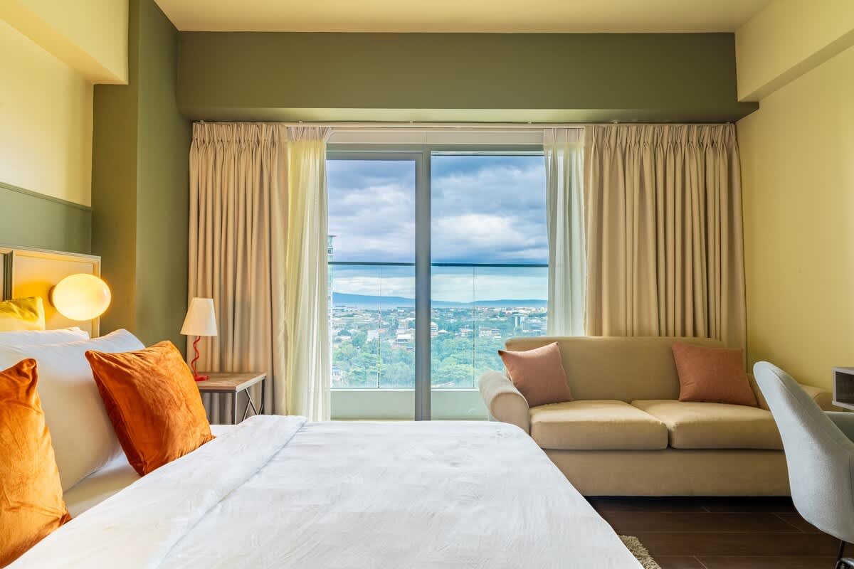 Stunning 2BR with Gulf Views · Aeon Towers, Davao City — photo 2