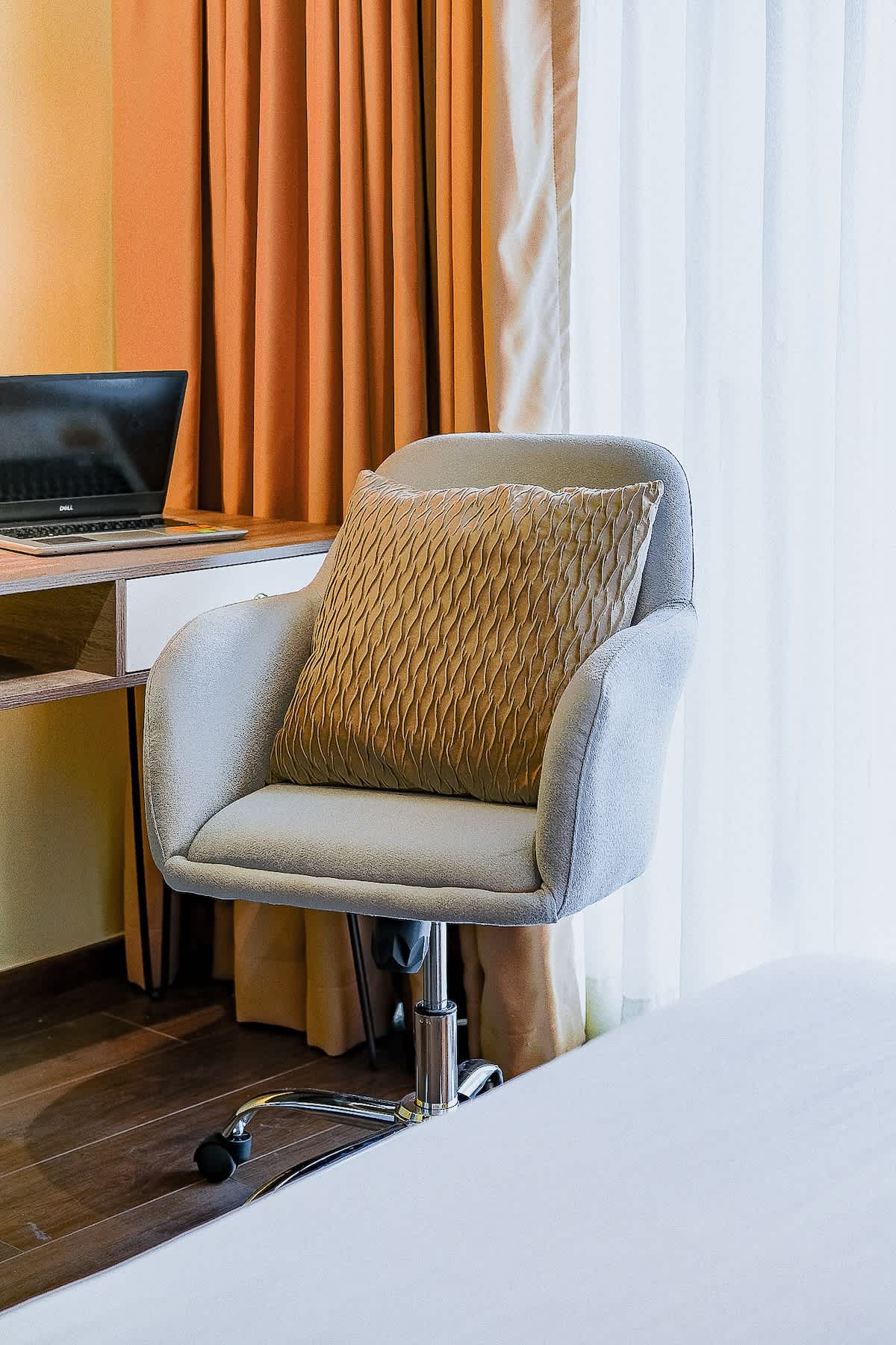 Sunlit 1BR with City Views · Aeon Towers, Davao City — photo 23