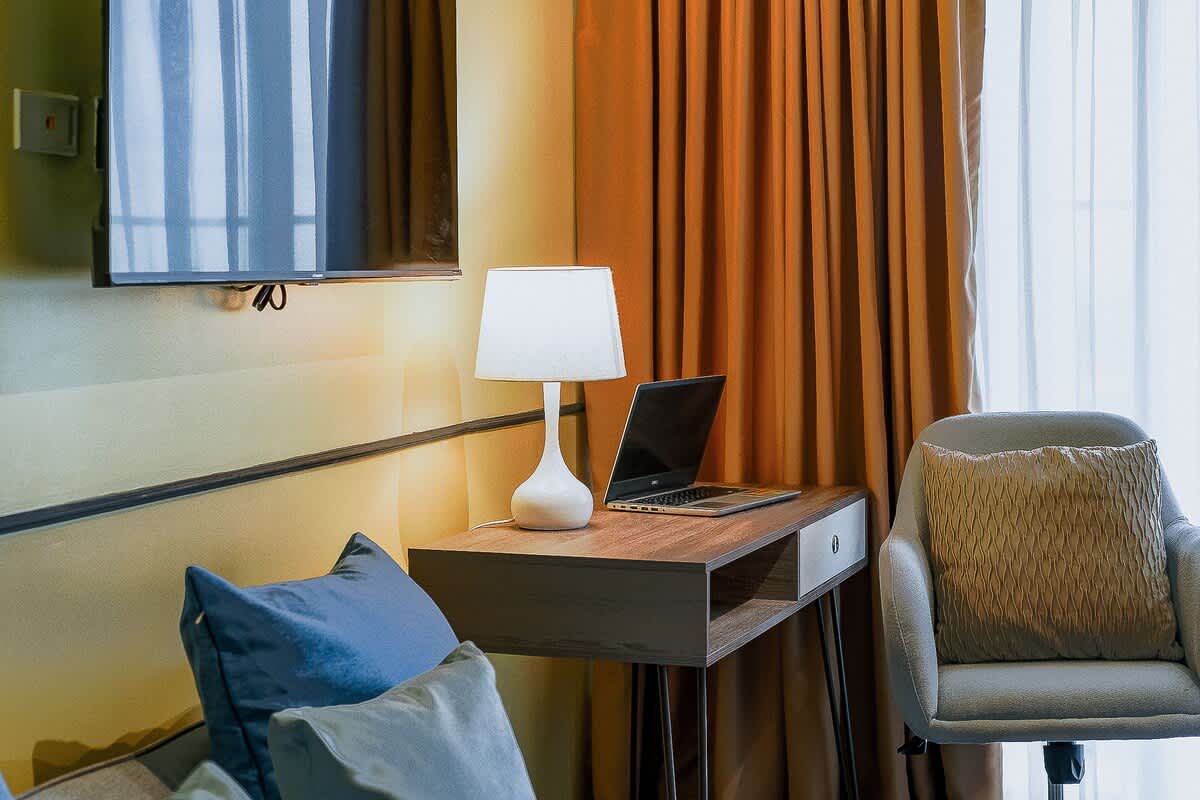 Sunlit 1BR with City Views · Aeon Towers, Davao City — photo 19