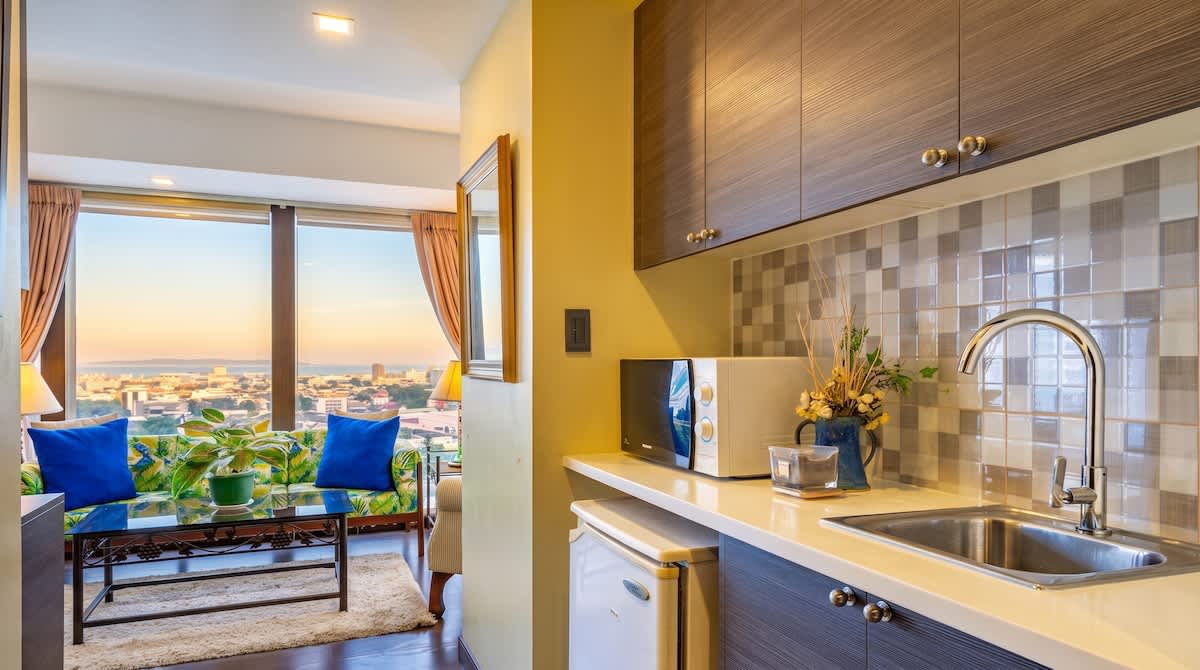 Spacious 2BR Suite with Samal Views · Aeon Towers, Davao City — photo 20