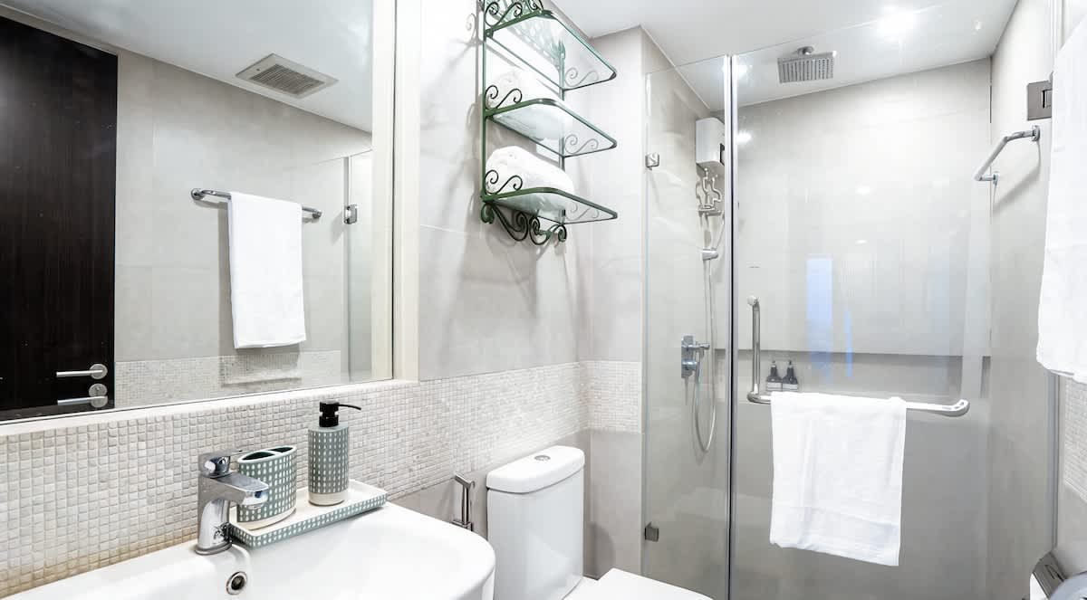 Spacious 2BR Suite with Samal Views · Aeon Towers, Davao City — photo 15
