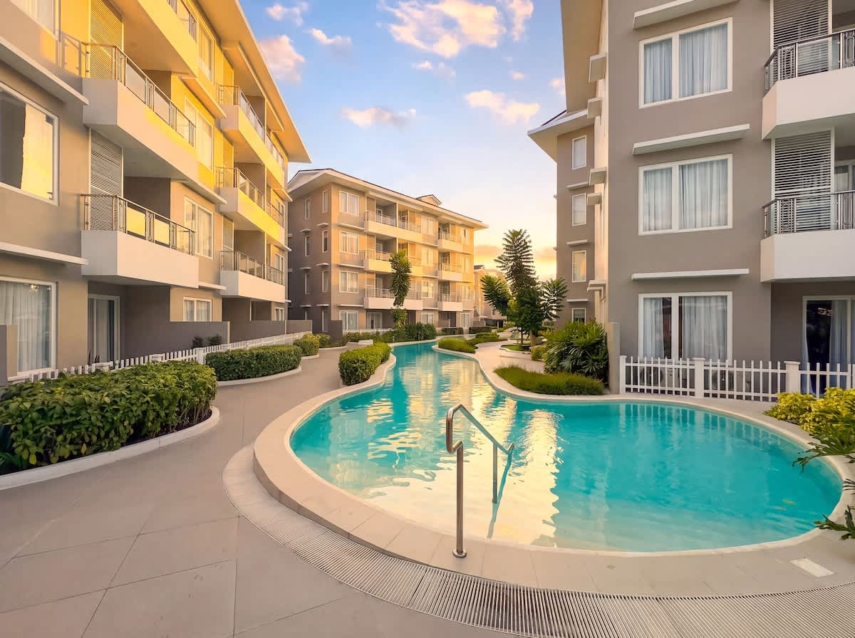 Serene Samal Getaway~Pool~Gym~Near Port & Resorts, serviced residence in Samal Island