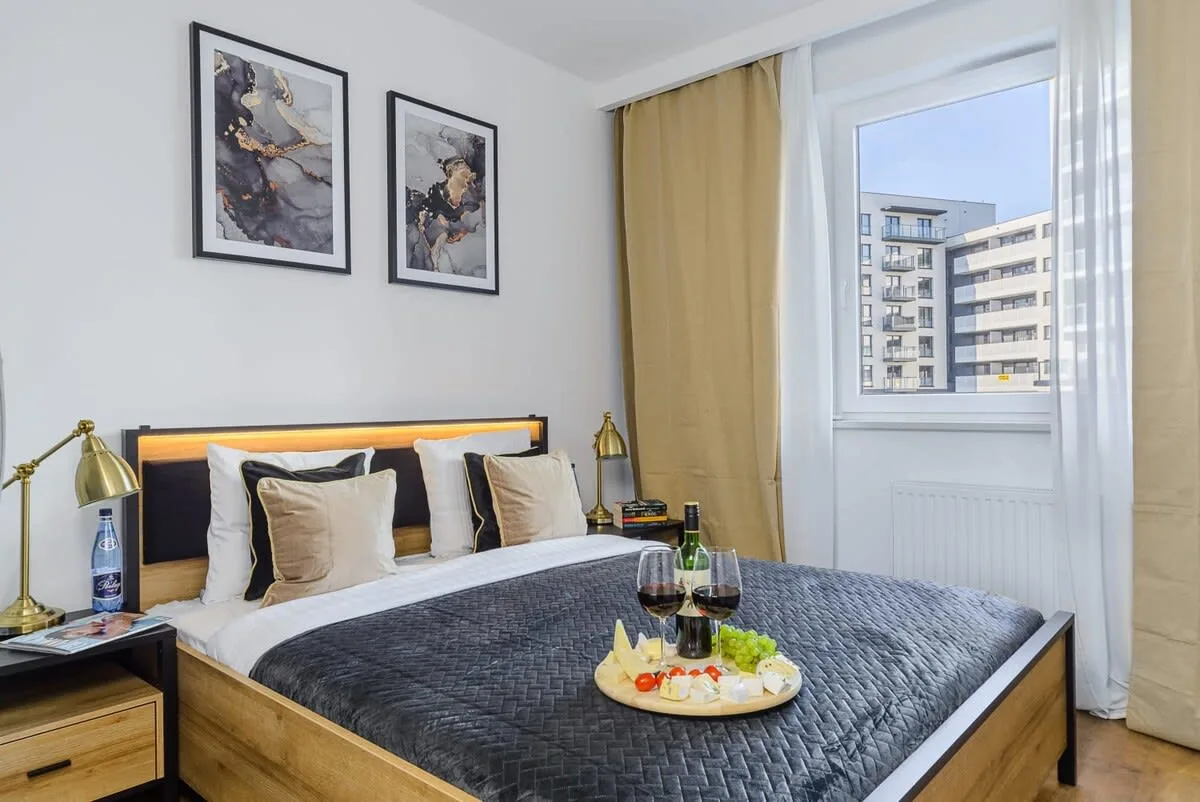 Zdjęcie 1 z 28 – Apartament Superior, 3 pokoje przy Manufakturze