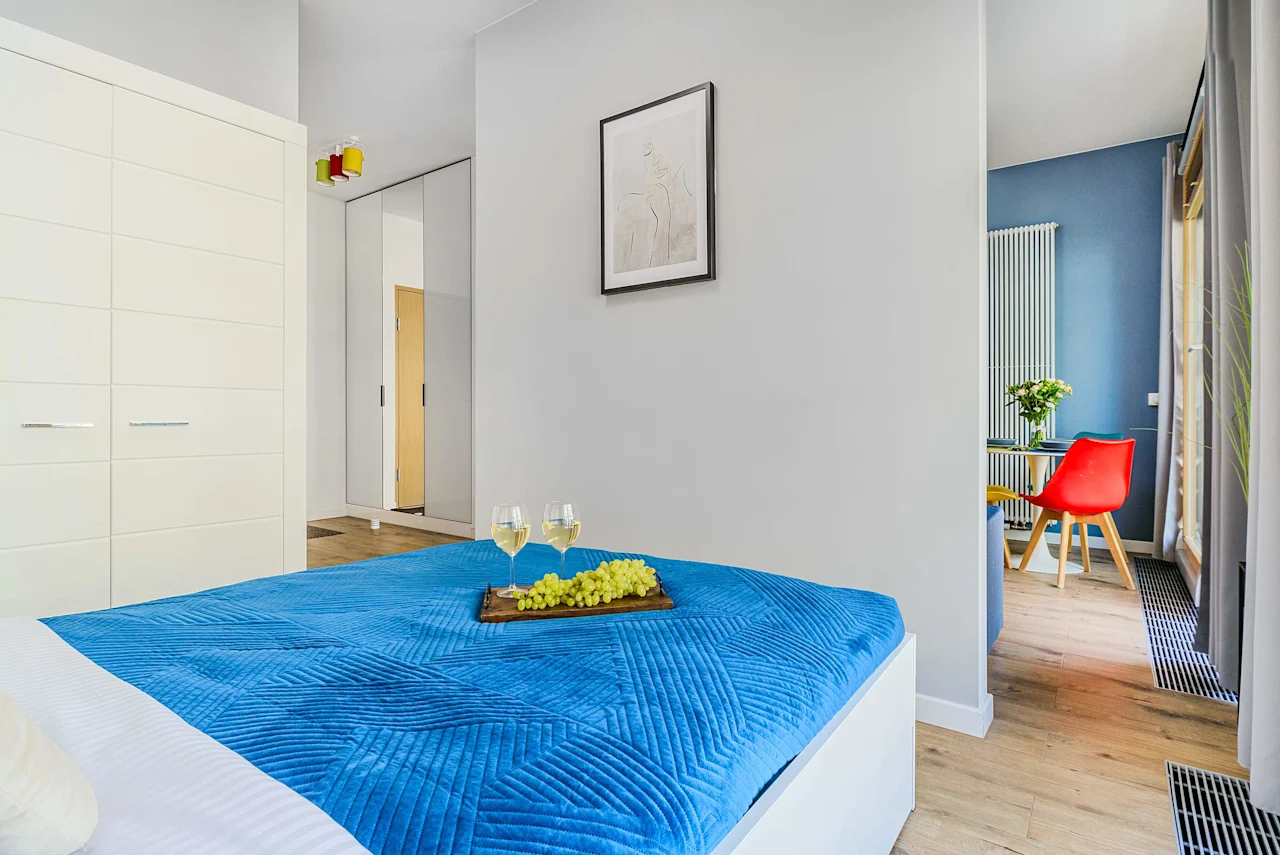 Photo 8 of 25